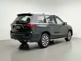 Фото 2 - Roewe RX8