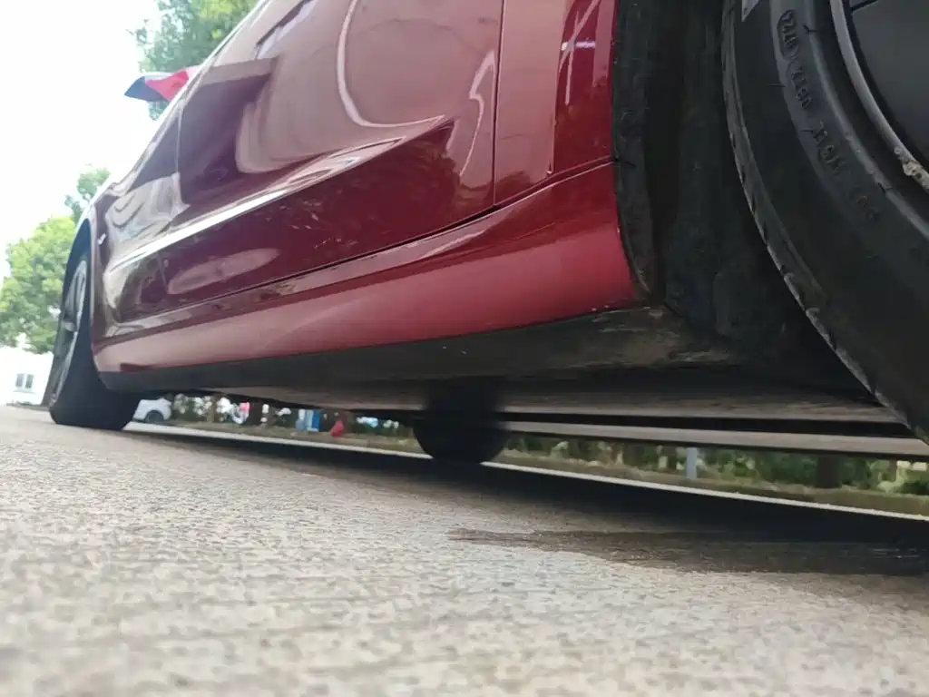 Фото 21 - Tesla Model 3