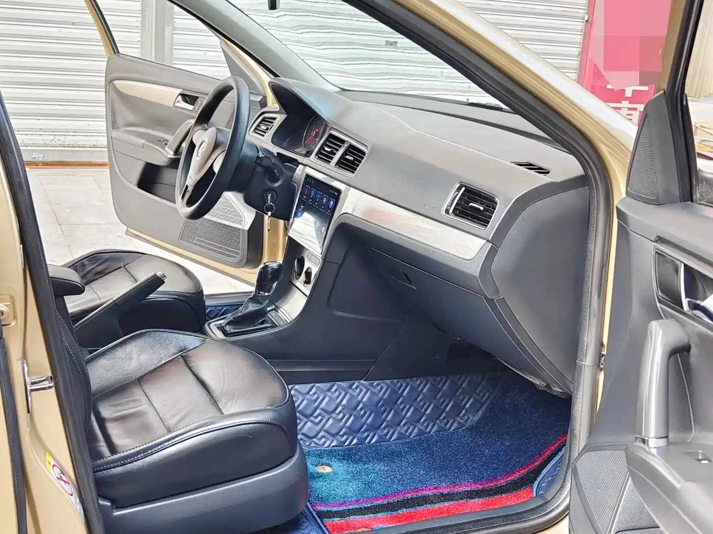 Volkswagen Lavida 2013 Facelift 1.4TSI DSG Comfort фото 7