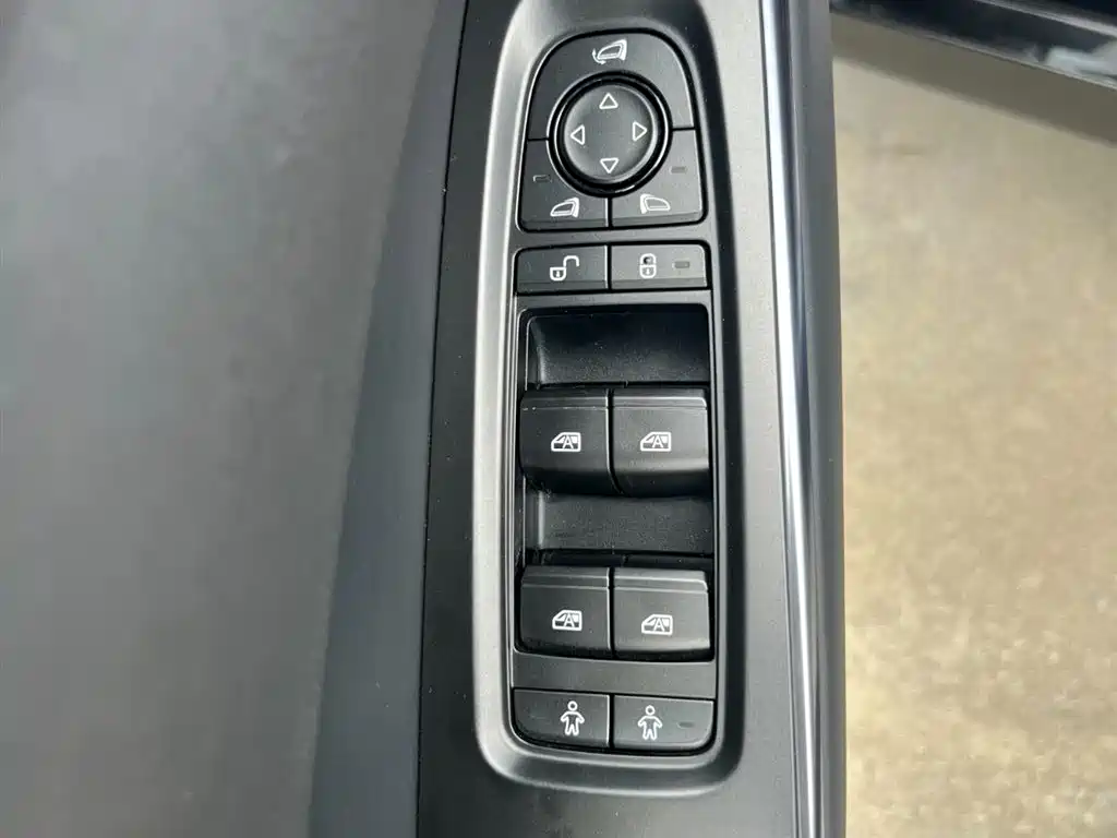 BYD Seal 2025 650 Smart Navigation Edition фото 10