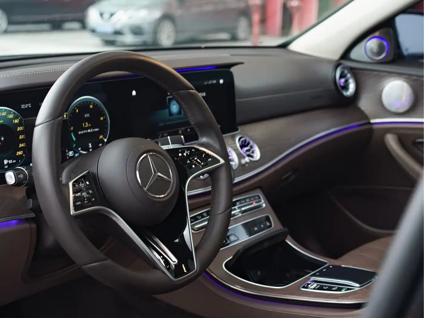 Mercedes-Benz E-Class 2021 E 300 L Premium фото 11
