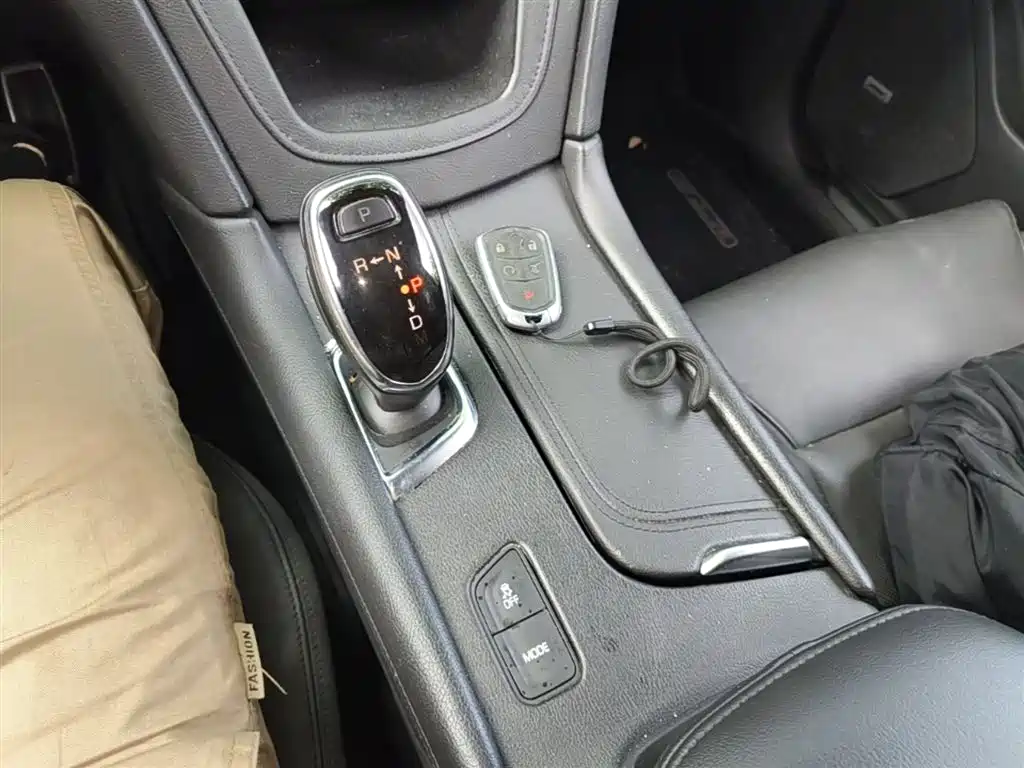 Cadillac XT5 2016 25T Luxury Model фото 14