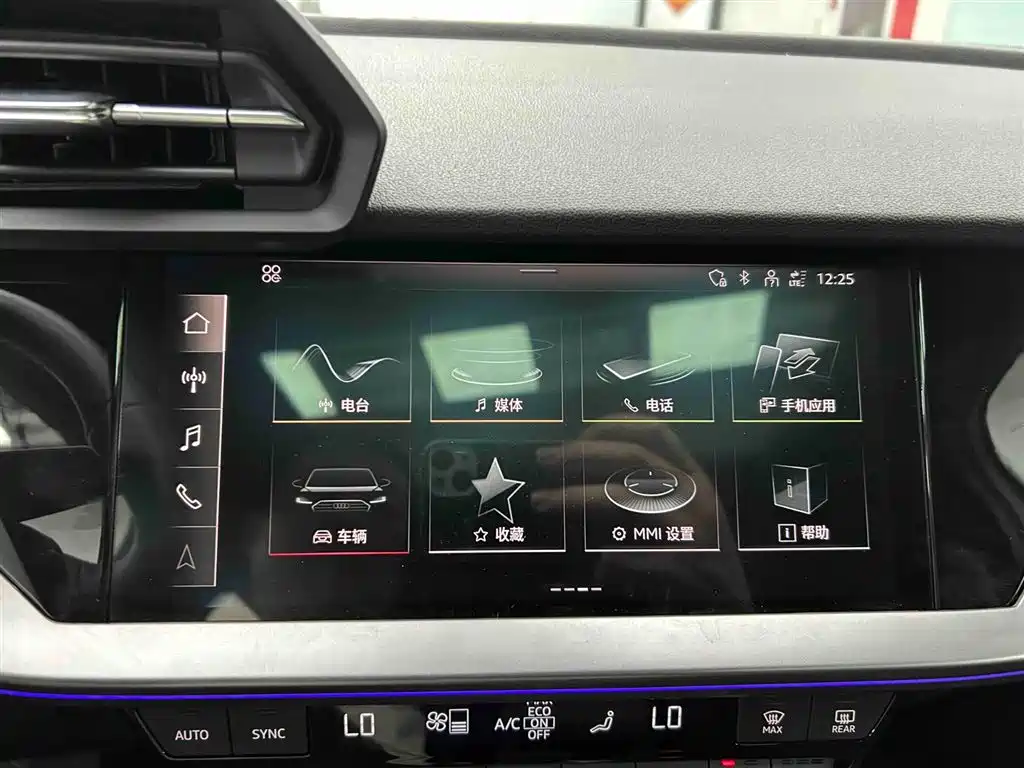 Audi A3 2023 Facelift Sportback 35 TFSI Luxury Sport фото 6