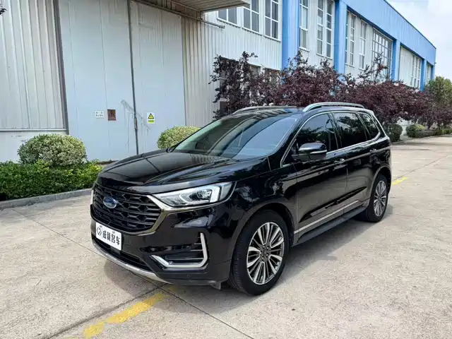 Ford Edge PLUS EcoBoost 245, моноприводный, Luxury Sharp, 7 мест