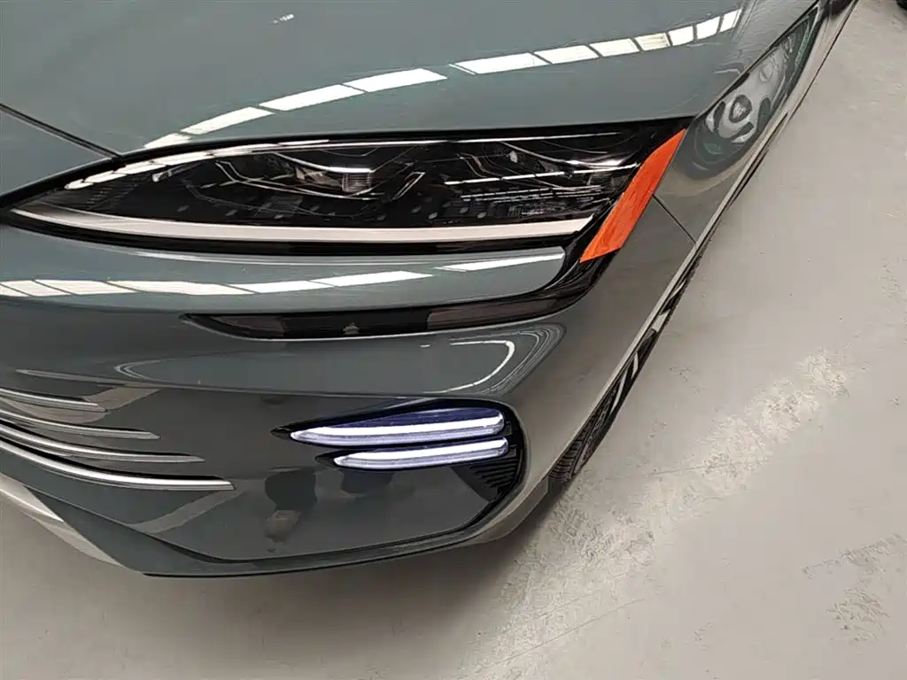 BYD Song PLUS PHEV 2024 Glory Edition DM-i 110km Flagship PLUS фото 24