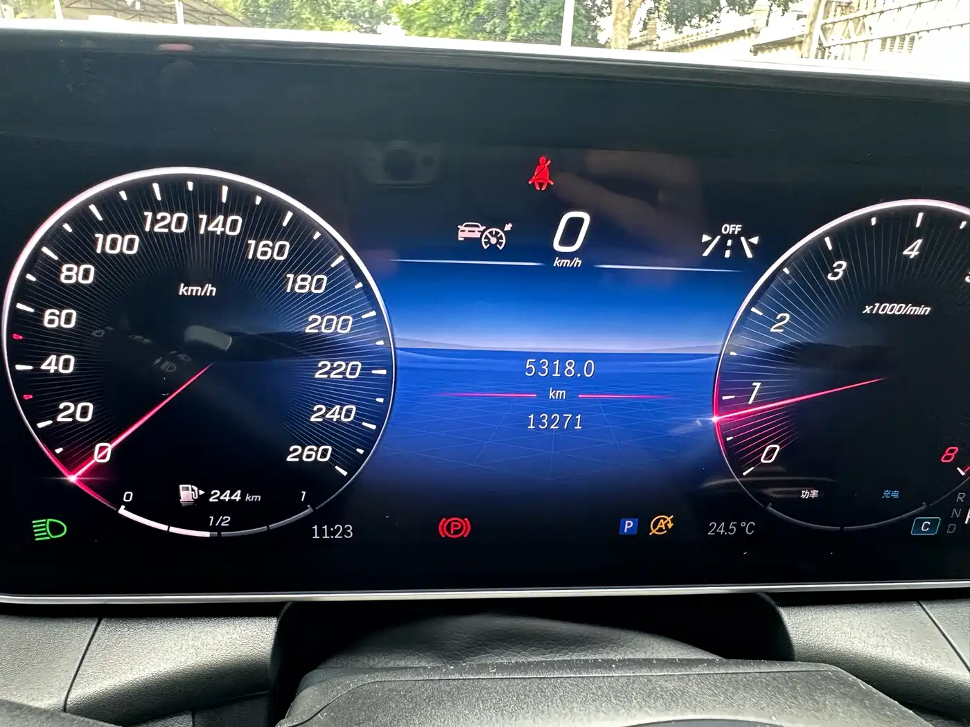 Mercedes-Benz GLC 2024 GLC 300 L 4MATIC Dynamic 5-seater фото 11