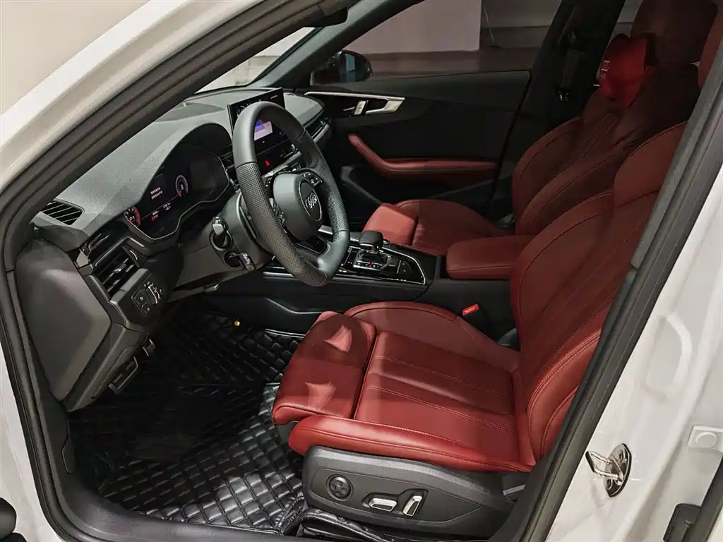 Audi A4L 2025 2024 40 TFSI Luxury Dynamic