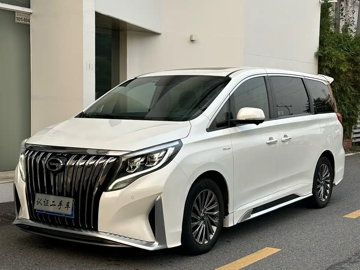 GAC TRUMPCHI M8