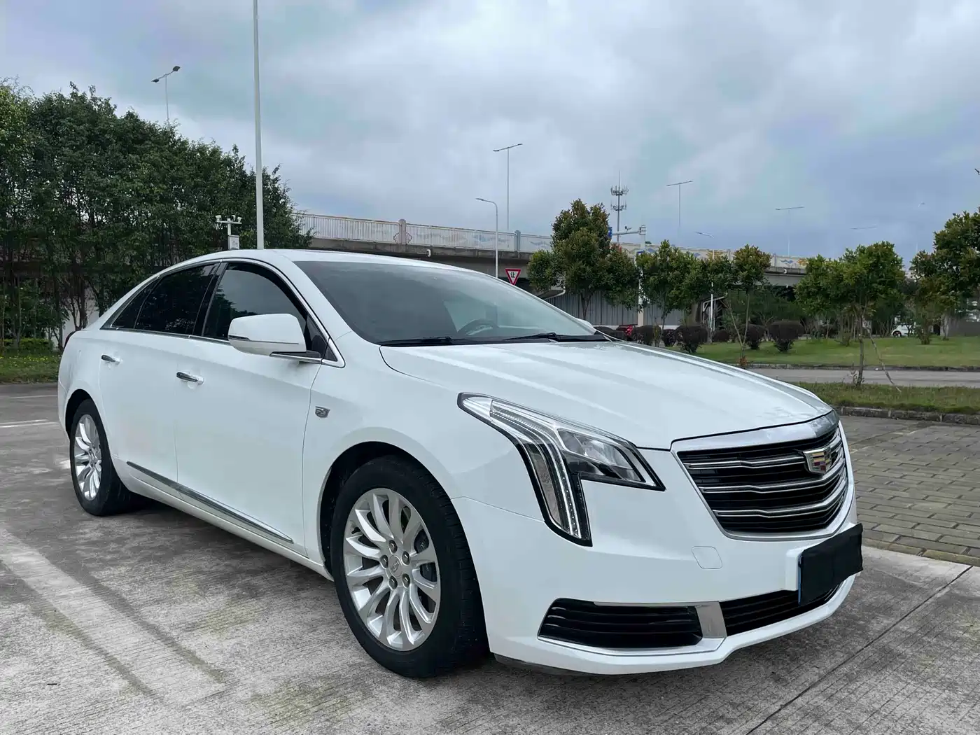 Cadillac XTS 2018 28T Technology фото 3