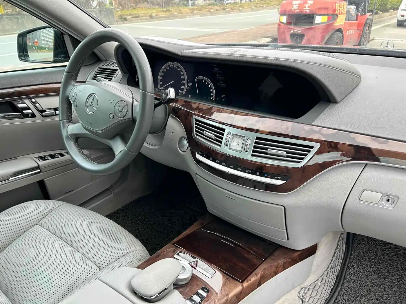 Mercedes-Benz S-Class 2010 2010 S 350 L Luxury