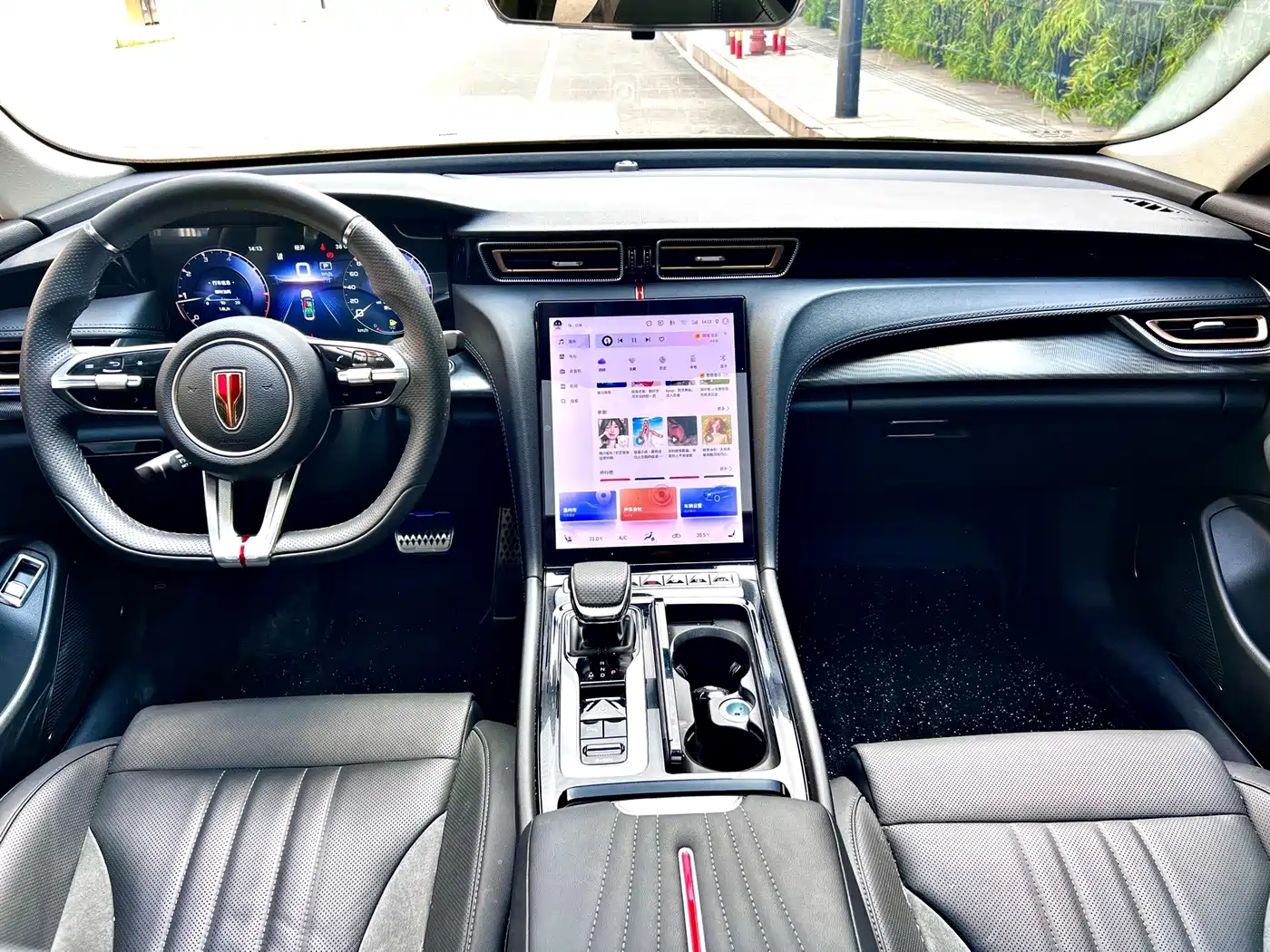 Hongqi H6 2026 2025 Model 2.0T Fashion Edition