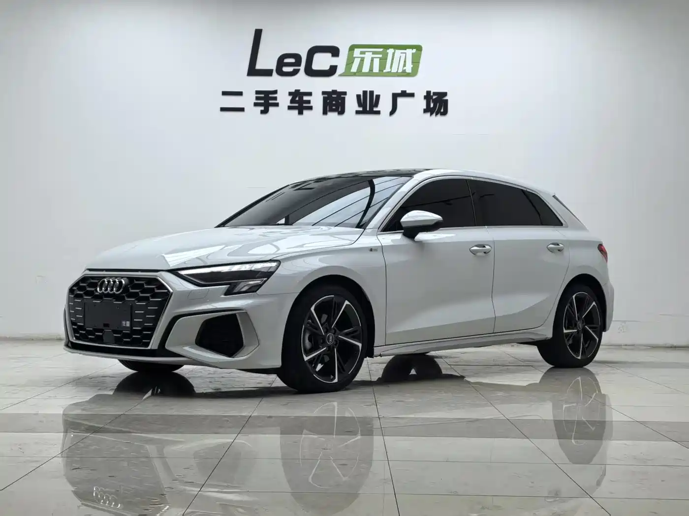 Audi A3 2024 Model Sportback 35 TFSI Fashion Sport