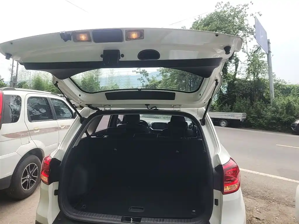 Kia KX3 Smart Run 2015 1.6L Automatic 2WD DLX фото 19
