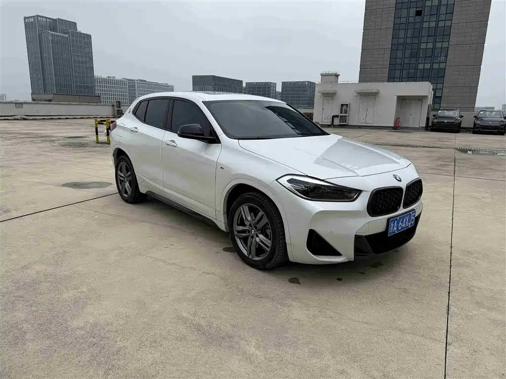 BMW X2 2023 sDrive25i M Sport Shadow Edition фото 3