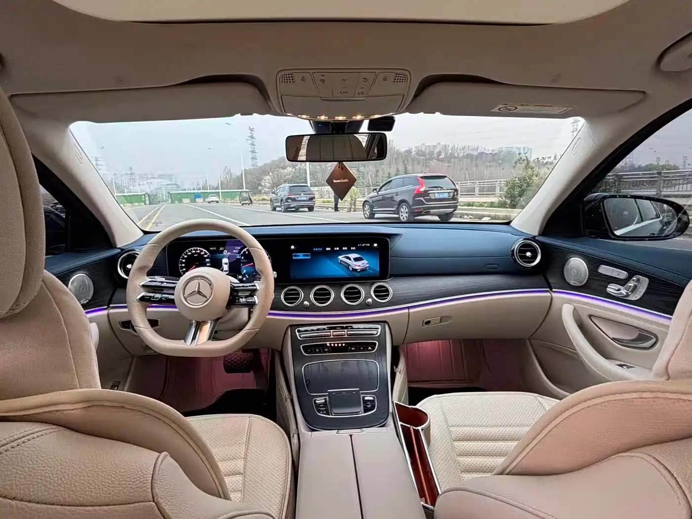 Mercedes-Benz E-Class 2022 E 300 L Luxury фото 6