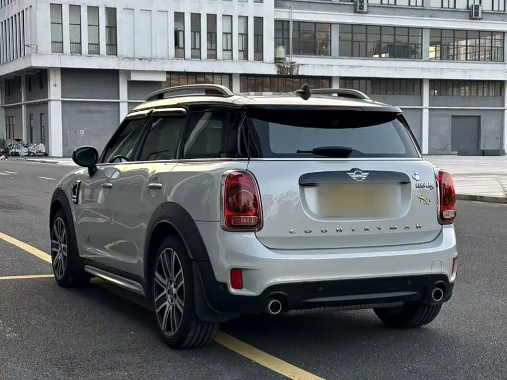 Photo 13 - MINI COUNTRYMAN