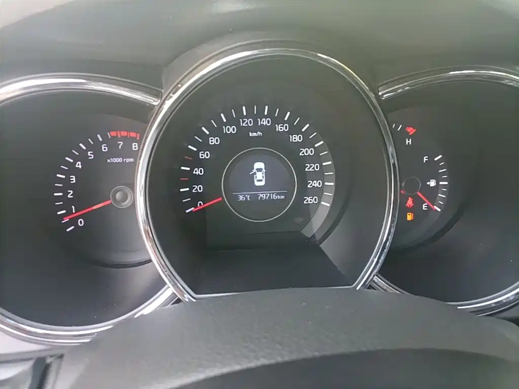 Kia K5 2015 2.0L Automatic GL фото 12