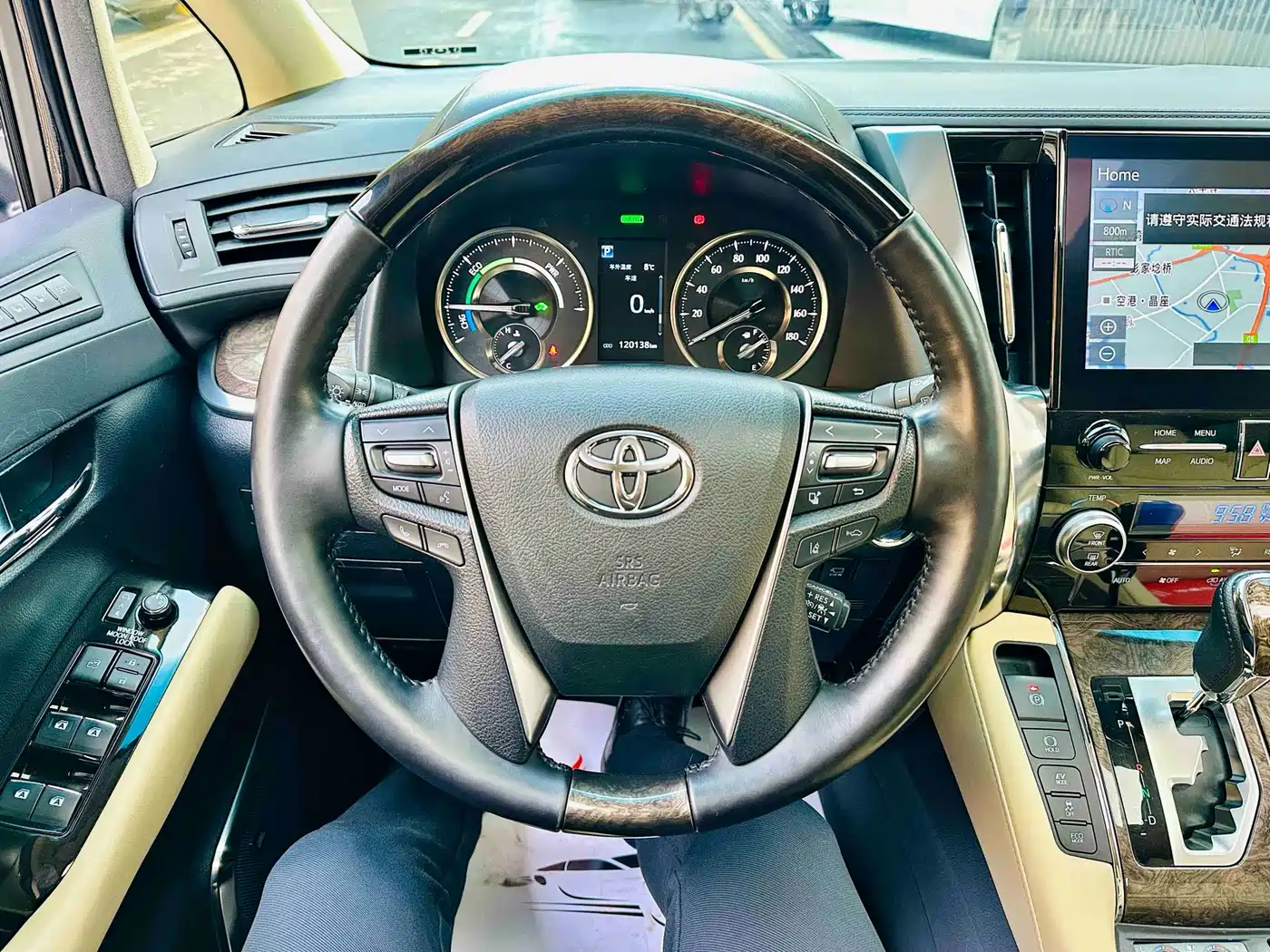 Toyota Vellfire 2020 Hybrid 2.5L Black Gold Limited Edition фото 8