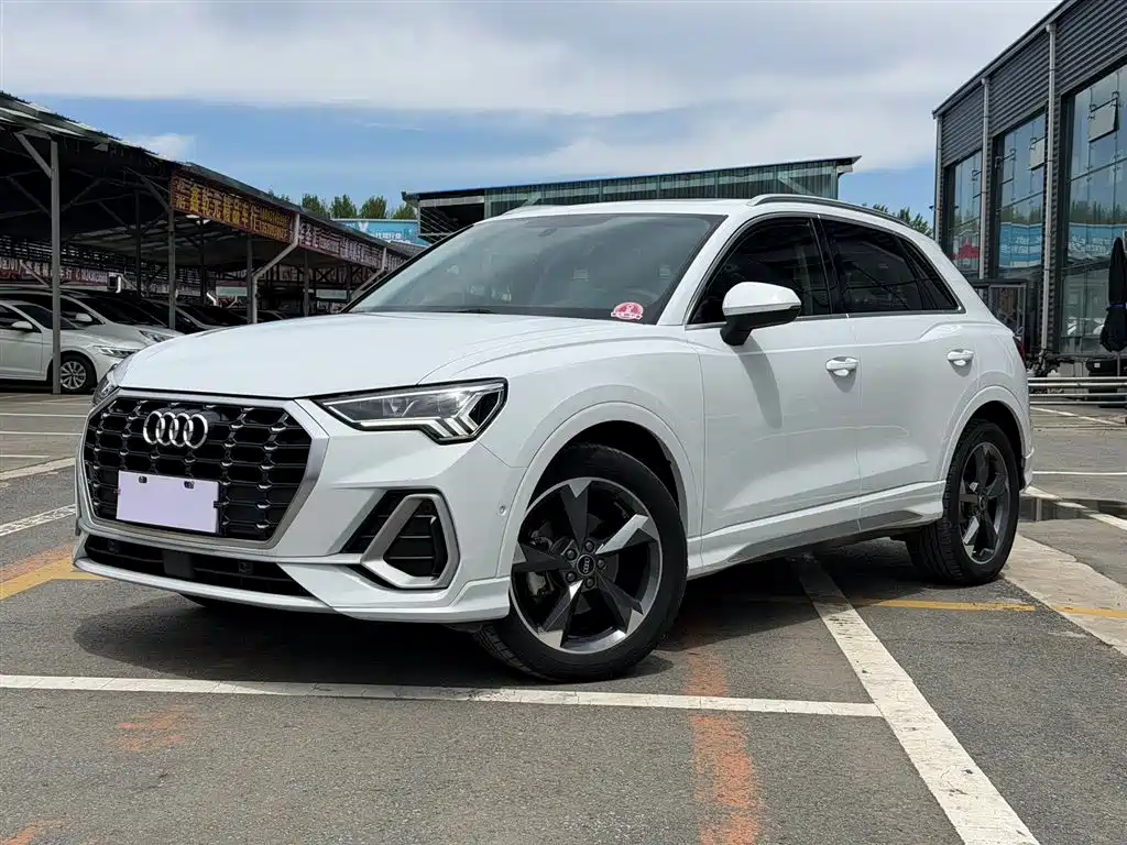 Audi Q3 2022 35 TFSI Fashion Dynamic
