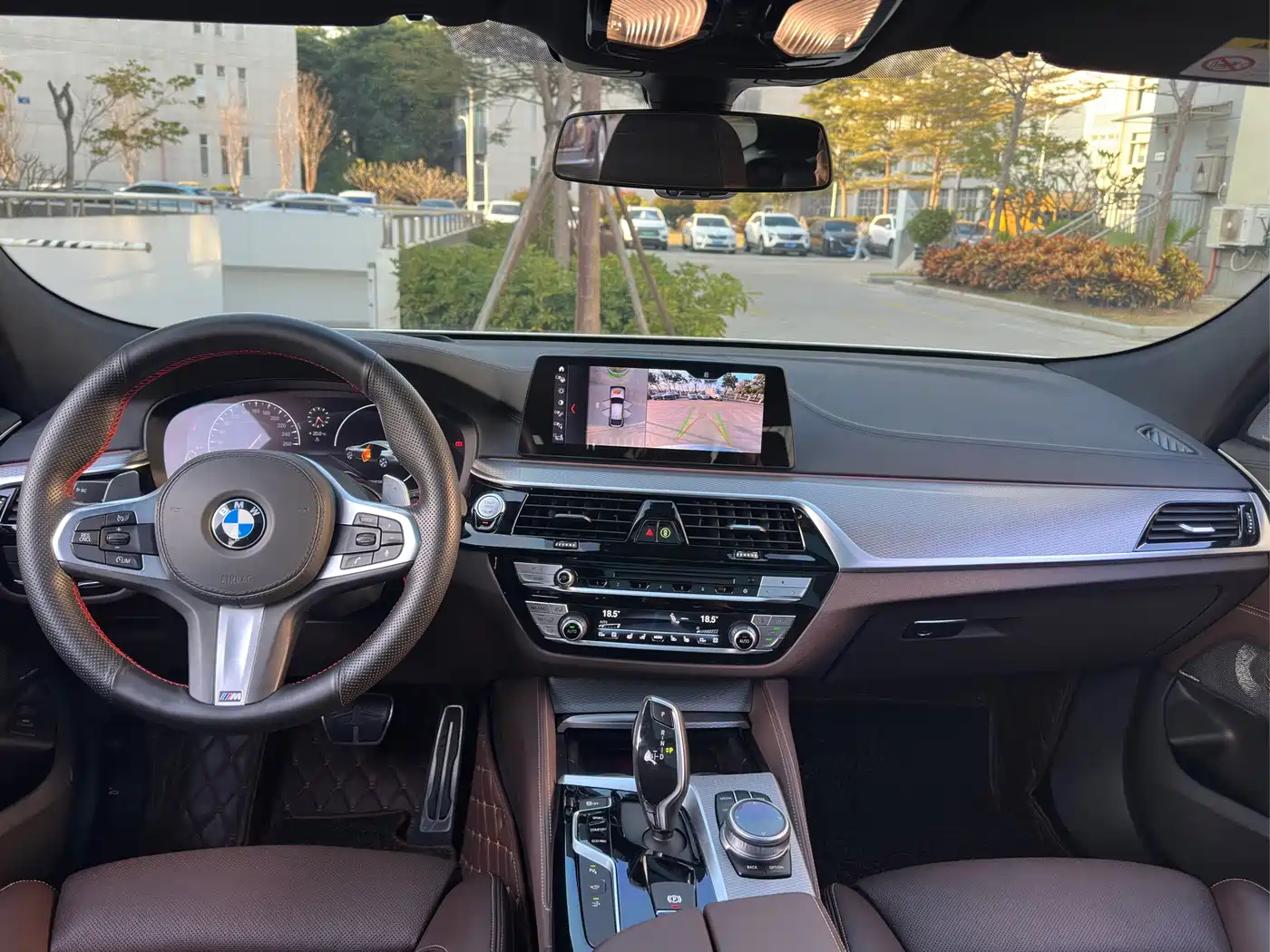 BMW 6 Series GT 2019 630i M Sport Grand Tourer Edition фото 8