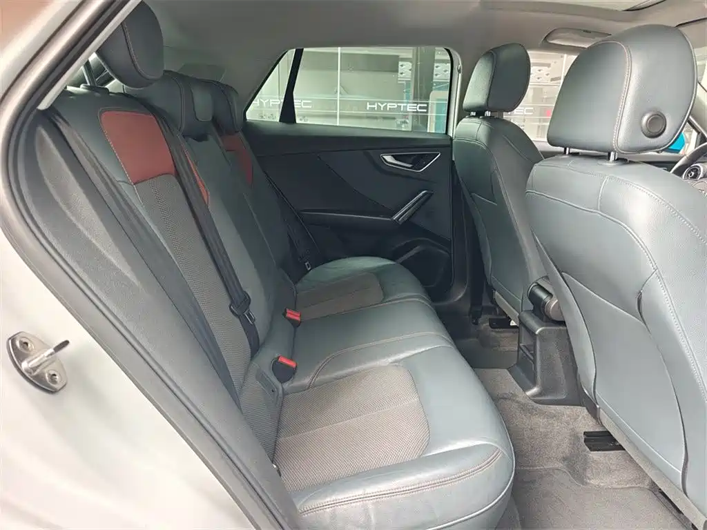 Audi Q2L 2018 35 TFSI Fashion Elegance China V фото 7