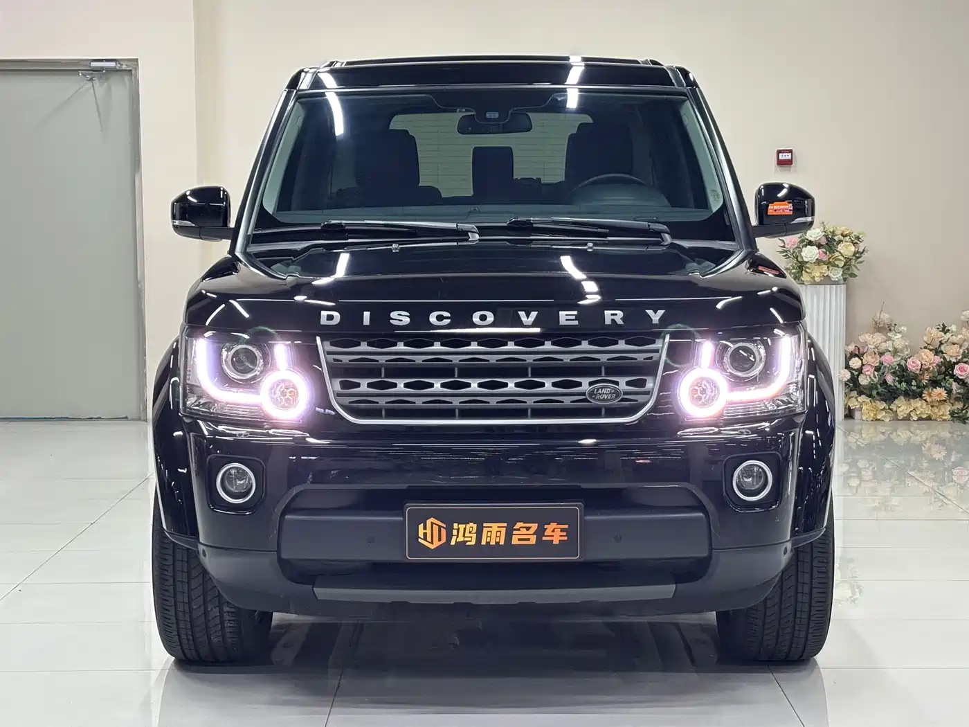 Land Rover Discovery 2016 3.0 SC V6 SE фото 2