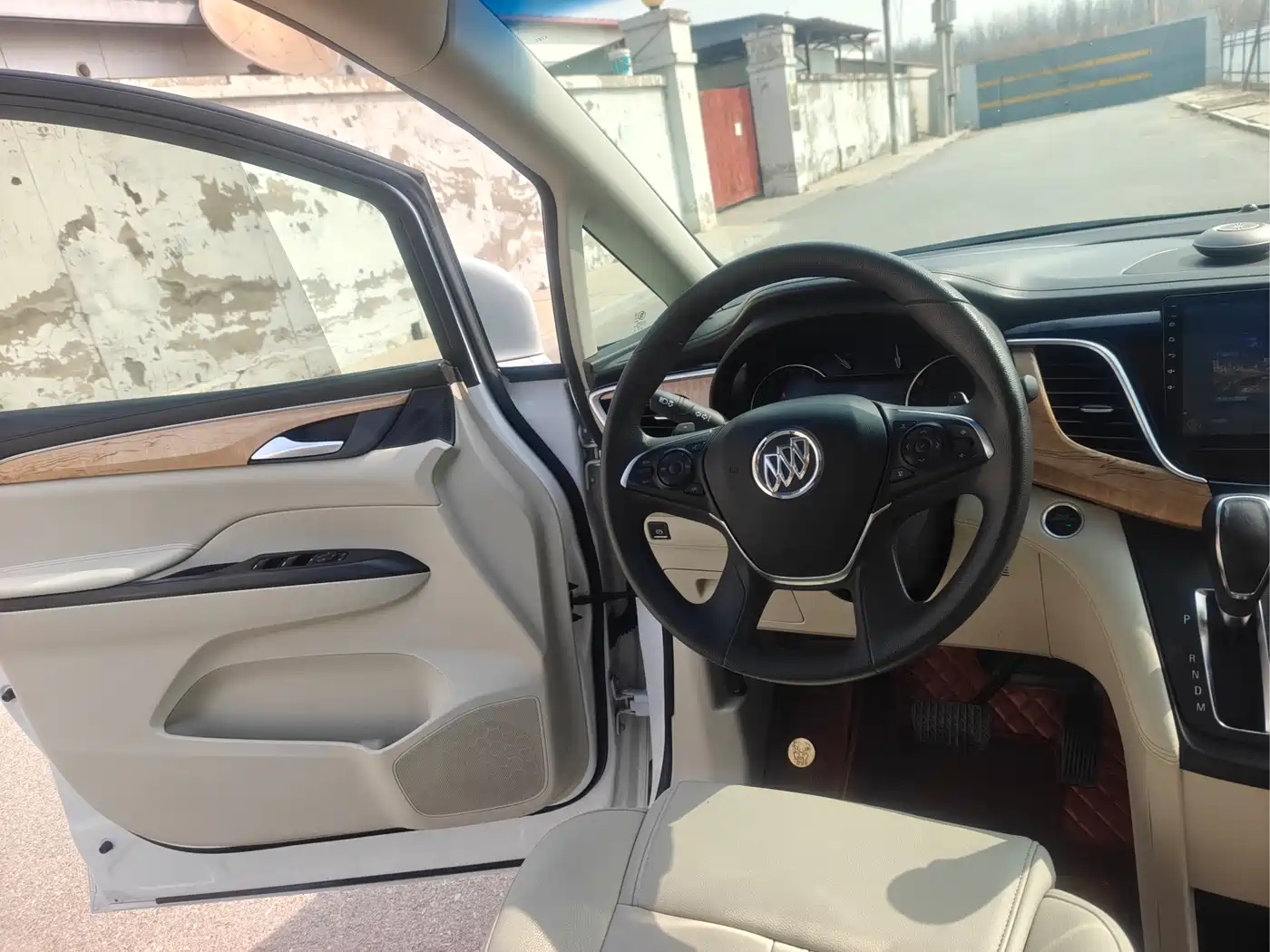 Фото 11 - Buick GL8