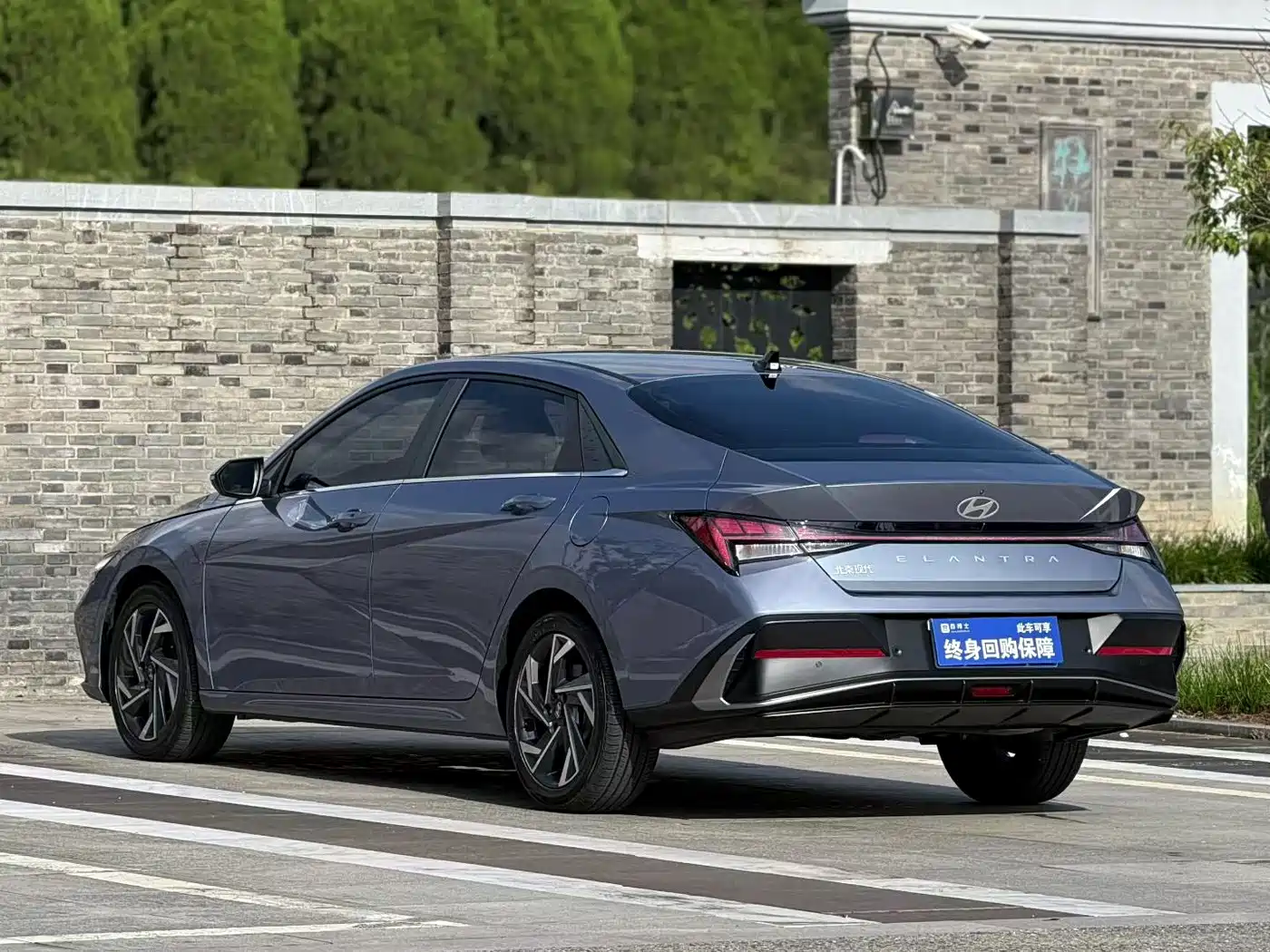 Hyundai Elantra 2025 2023 Model 1.5L CVT LUX Premium Edition