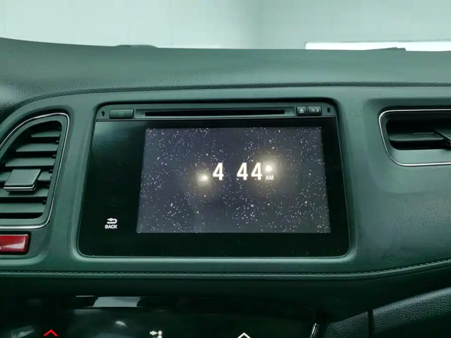 Photo 13 - Honda Vezel