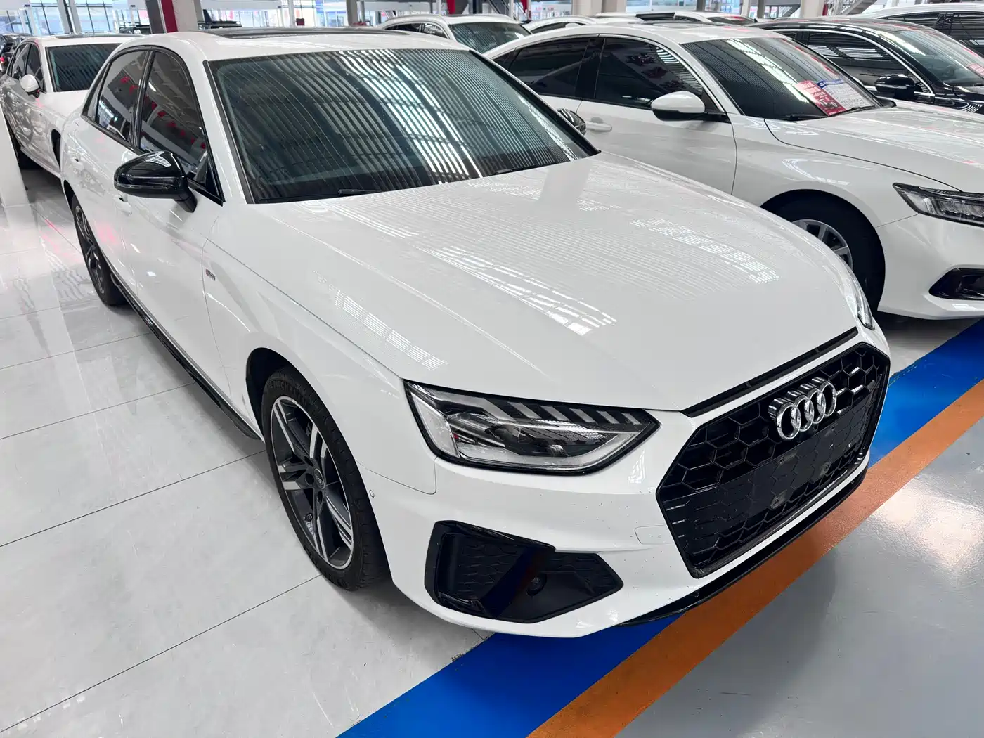 Audi A4L 2022 40 TFSI Luxury Dynamic фото 3