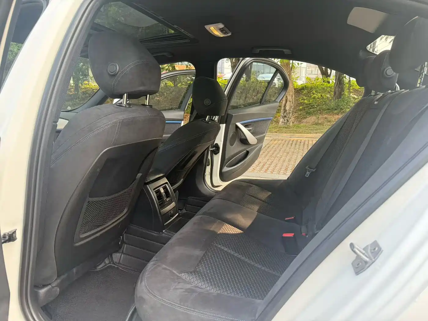 BMW 3 Series 2018 320i M Sport Package фото 5