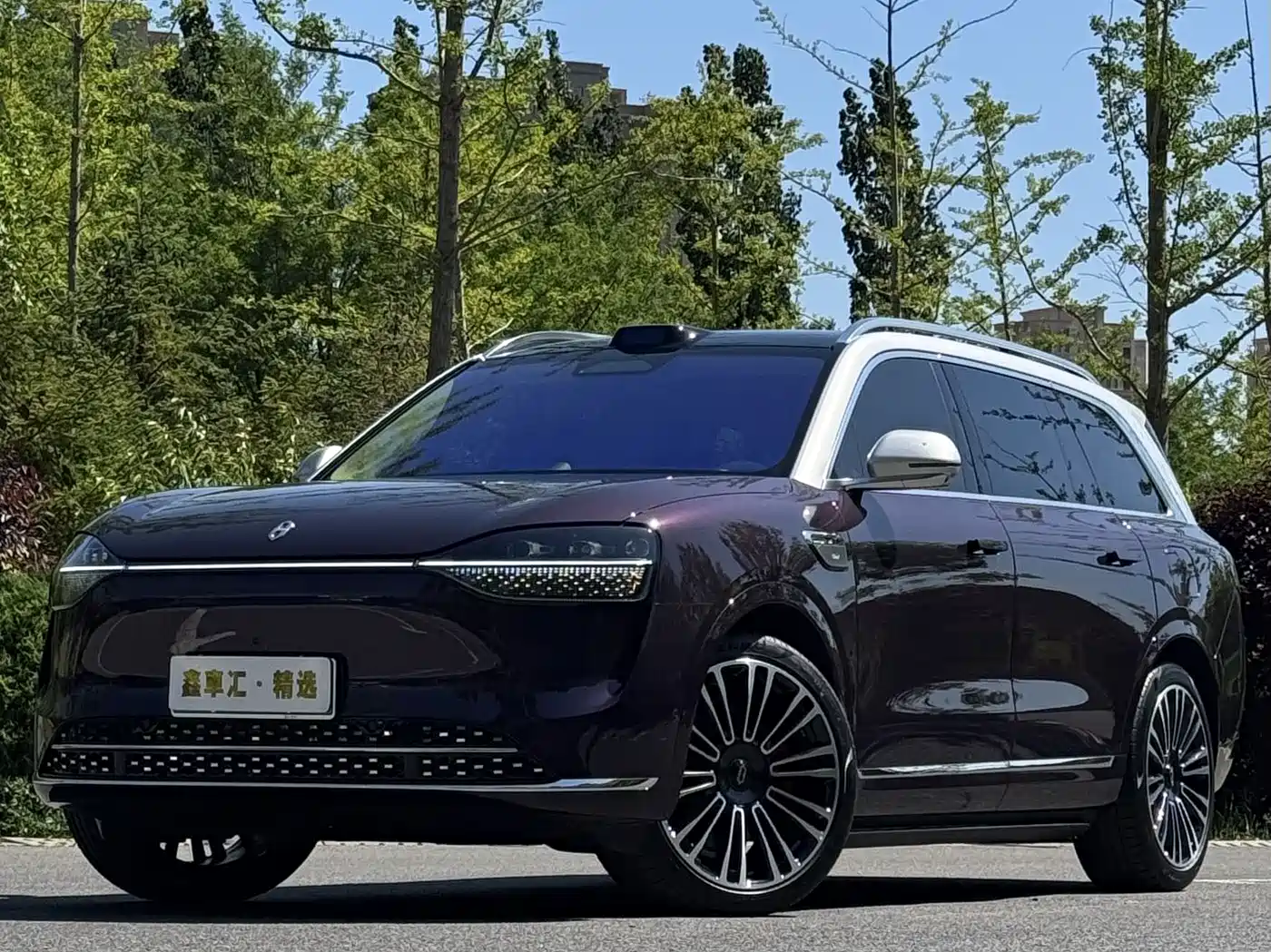 AITO Wenjie AITO M9 2025 Extended Range Ultra 52kWh 4-Seater фото 4