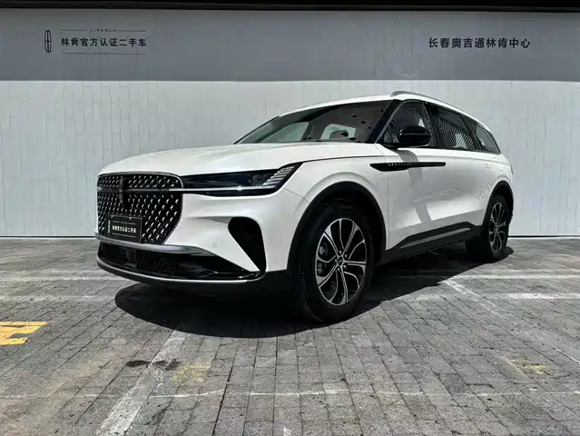 Lincoln Nautilus 2026 2.0T 4WD Luxury Edition