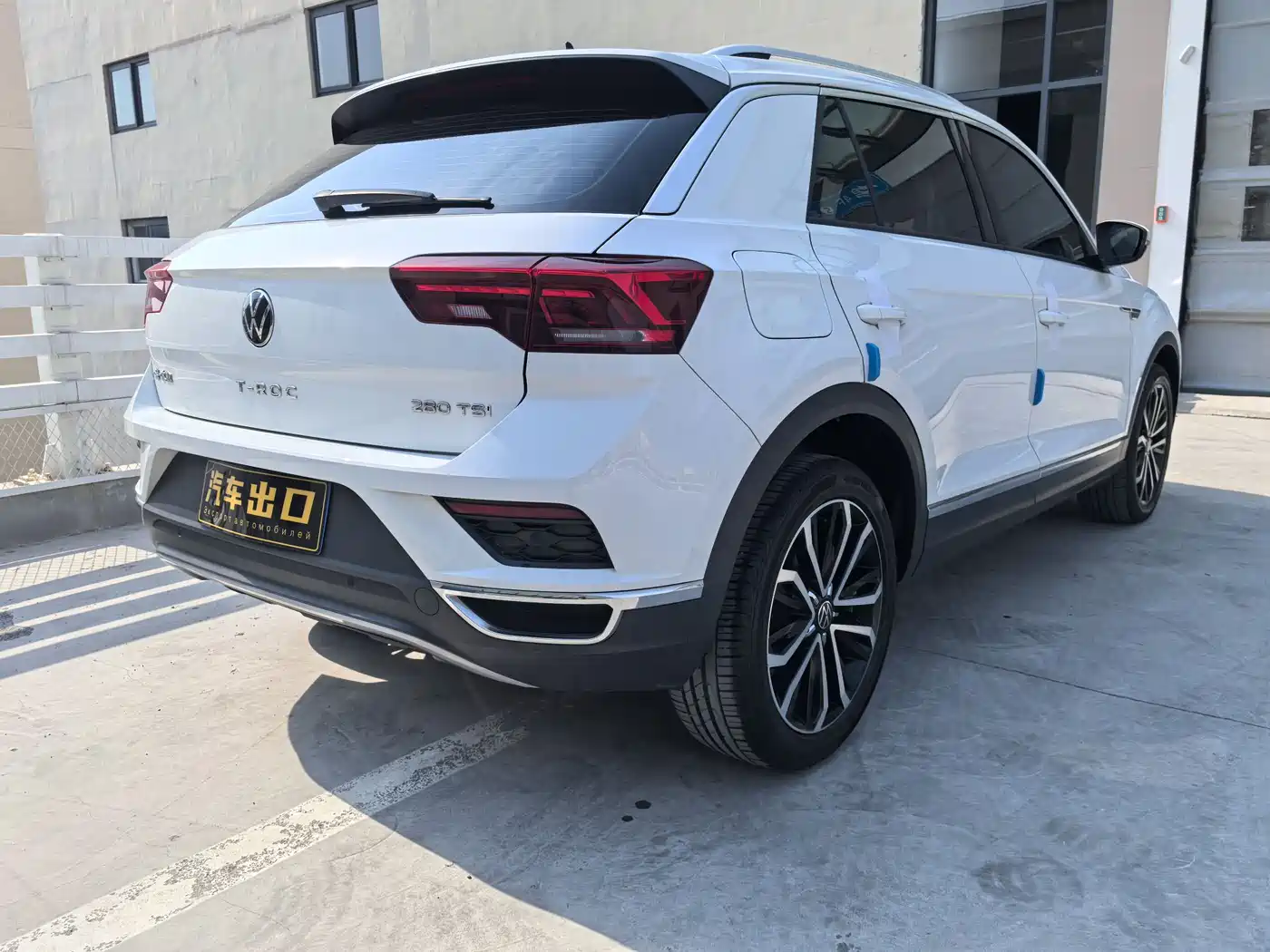 Volkswagen T-ROC 2022 280TSI DSG 2WD Comfort PLUS фото 9