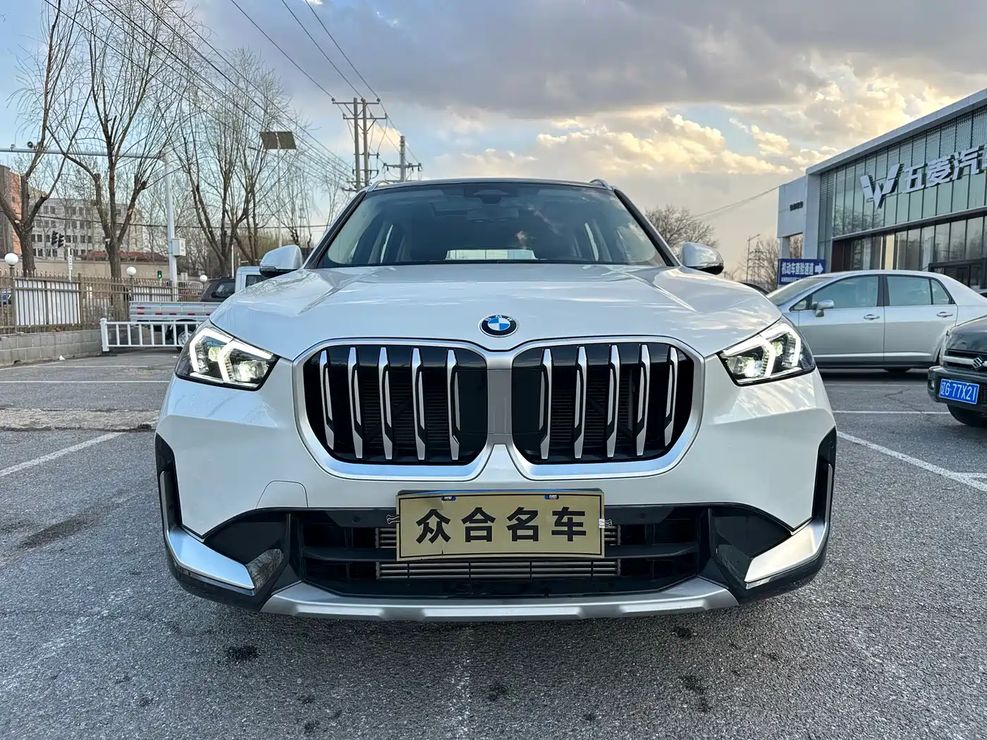 BMW X1 2024 sDrive25Li X Design Package фото 2