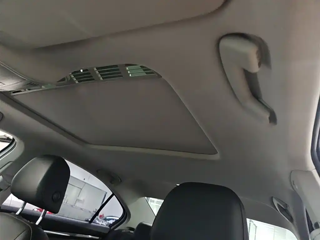 Volkswagen Bora 2019 280TSI DSG Elite Type фото 18