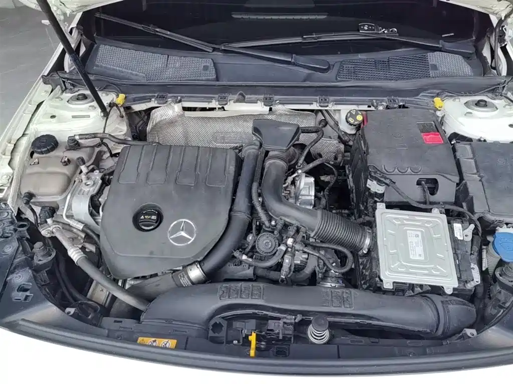 Mercedes-Benz A-Class 2019 A 180 L Sport Sedan фото 10