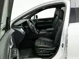 صورة 10 - Cadillac XT5