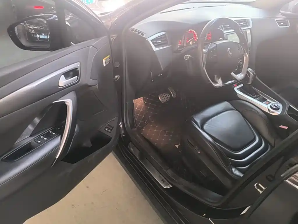 DS 6 2016 2016 1.8T Luxury THP200