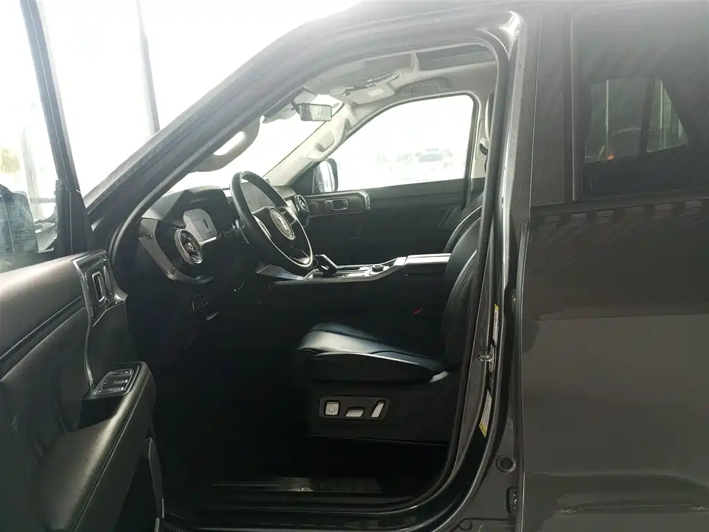 Tank 400 New Energy 2024 Hi4-T Off-Road Edition фото 7