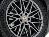 Photo 6 - Porsche Cayenne