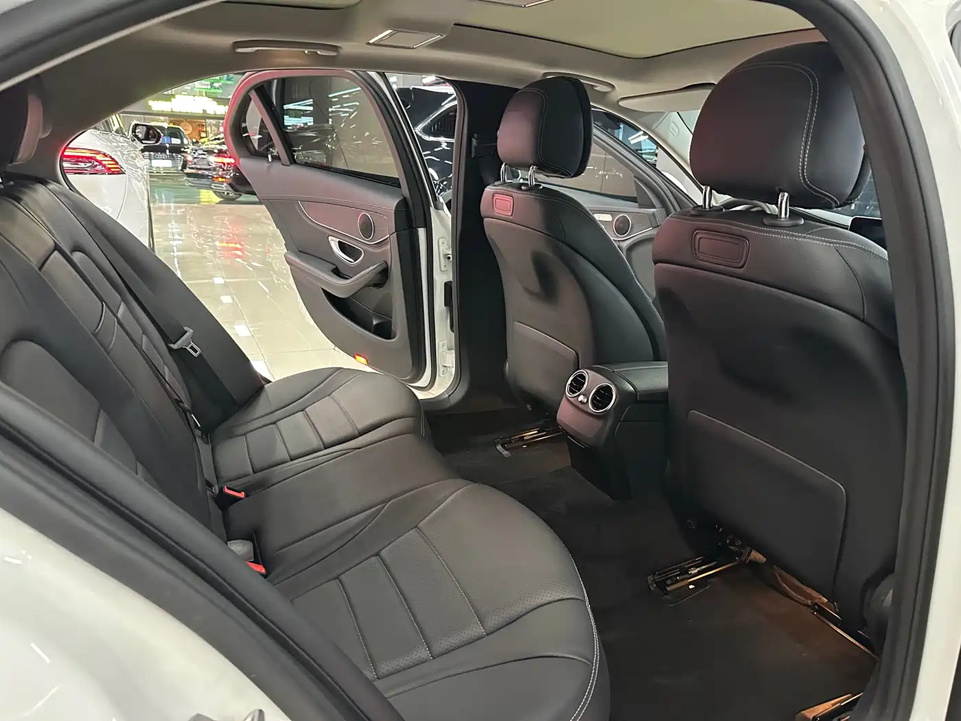 Mercedes-Benz C-Class 2018 C 200 L Sport Edition фото 11