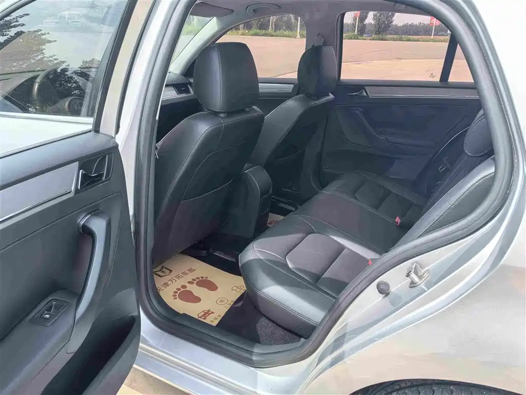 Volkswagen Bora 2013 2013 1.6L Automatic Comfort Model