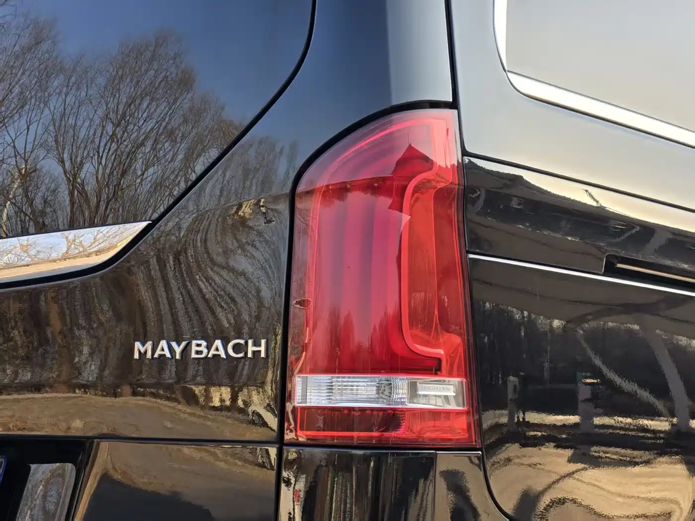 MERCEDES-BENZ V CLASS