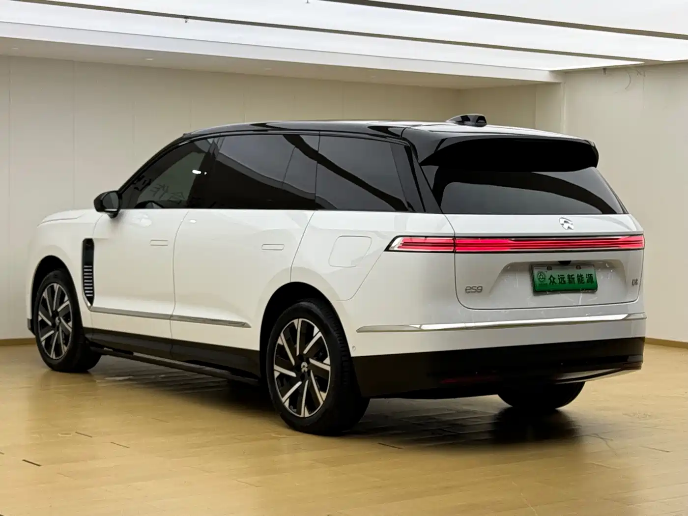 NIO ES9 2026