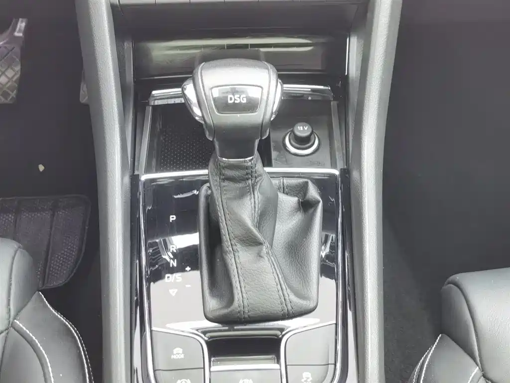 Škoda Kodiaq 2018 Facelift TSI330 5-seat 2WD Premium Luxury Edition фото 13