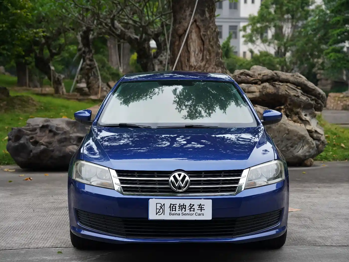 Volkswagen Lavida Tour 2013 1.6L Automatic Trend Style фото 2