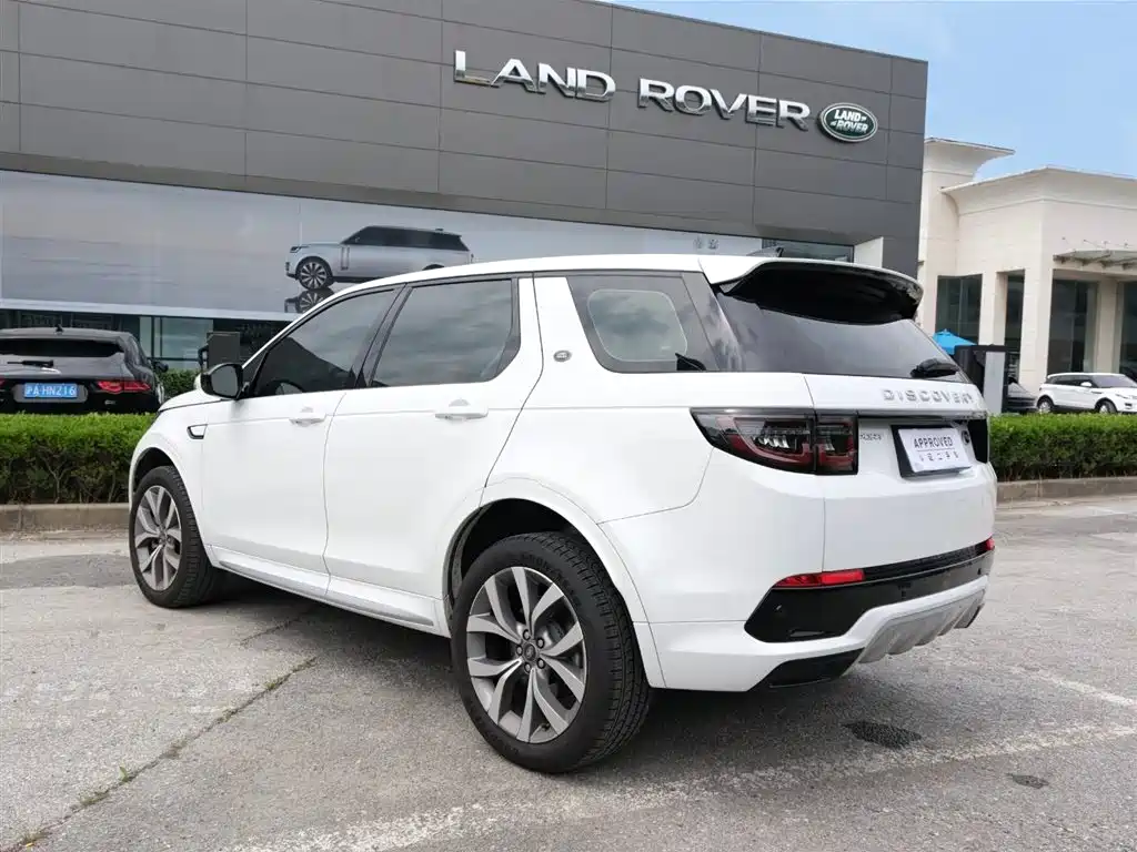 Land Rover Discovery Sport 2025 249PS Performance Tech Edition фото 6