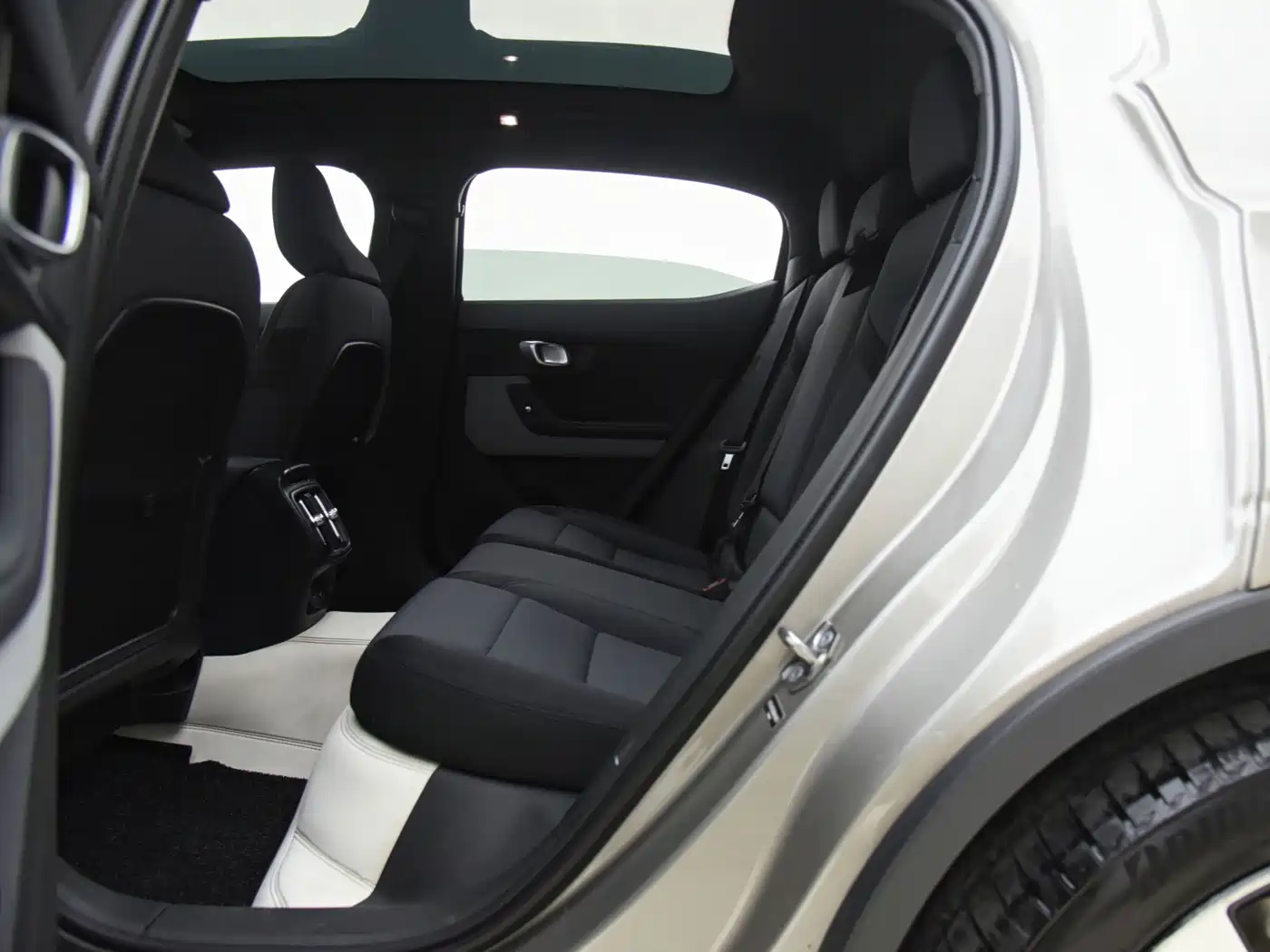 Polestar 2 2022 2020 Launch Edition