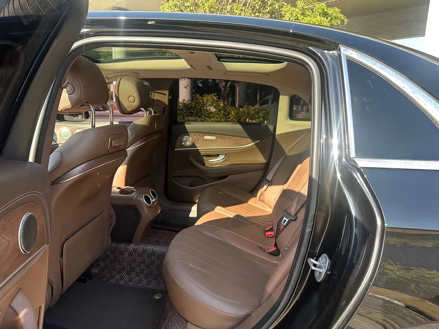 Mercedes-Benz E-Class 2020 Facelift E 300 L Fashion фото 4
